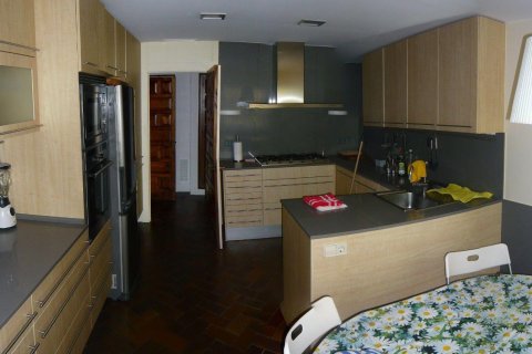 Сasa de 13 dormitorios en venta en Platja D'aro, Gerona, Cataluña, Spain № 1750 - foto 17