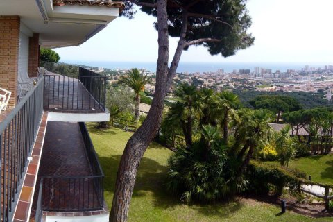Сasa de 13 dormitorios en venta en Platja D'aro, Gerona, Cataluña, Spain № 1750 - foto 4