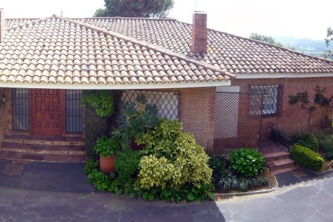 Сasa de 13 dormitorios en venta en Platja D'aro, Gerona, Cataluña, Spain № 1750 - foto 18