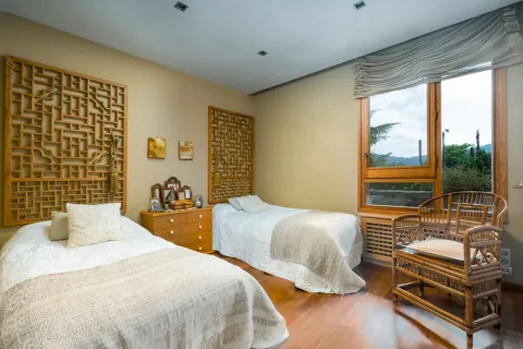 Сasa de 5 dormitorios en venta en Montornès del Vallès, Barcelona, Cataluña, Spain № 1747 - foto 12