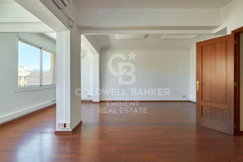 Apartamento en venta en Barcelona, Cataluña, Spain № 6025 - foto 22