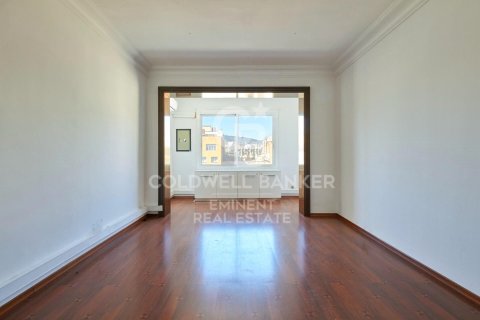 Apartamento en venta en Barcelona, Cataluña, Spain № 6025 - foto 15