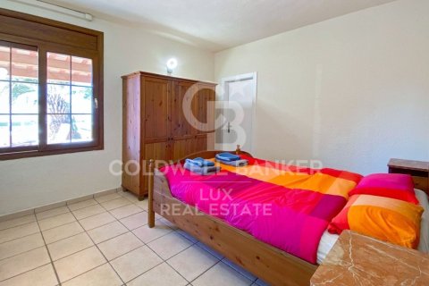 Сasa de 7 dormitorios en venta en Empuriabrava, Gerona, Cataluña, Spain № 6026 - foto 12