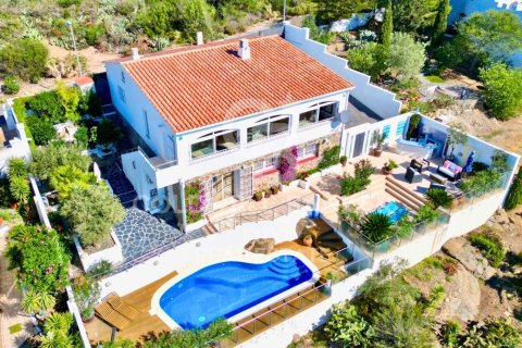 Купить виллу в Розы, Испания с 5 спален, 281м², № 6027 - фото 2