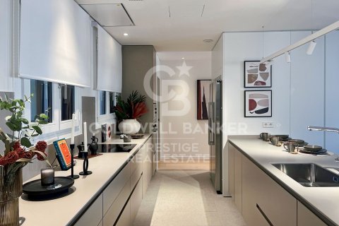 Ático de 2 dormitorios en venta en Barcelona, Cataluña, Spain № 5987 - foto 7
