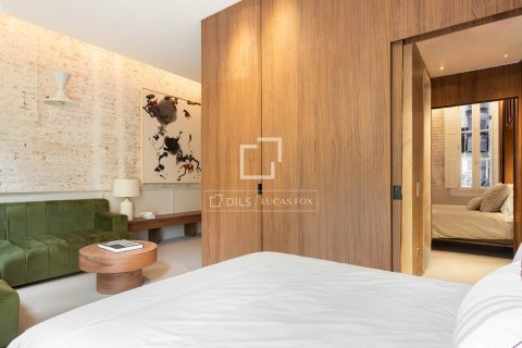 Apartamento de 2 dormitorios en venta en Barcelona, Cataluña, Spain № 4062 - foto 20