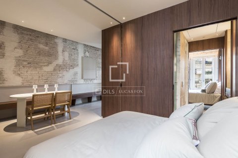 Ático de 2 dormitorios en venta en Barcelona, Cataluña, Spain № 4063 - foto 25