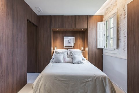 Ático de 2 dormitorios en venta en Barcelona, Cataluña, Spain № 4063 - foto 20
