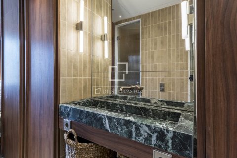 Ático de 2 dormitorios en venta en Barcelona, Cataluña, Spain № 4063 - foto 30