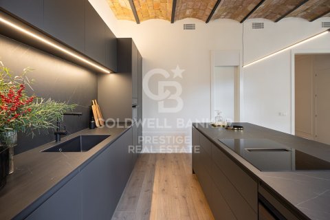 Apartamento de 4 dormitorios en venta en Barcelona, Cataluña, Spain № 5632 - foto 7