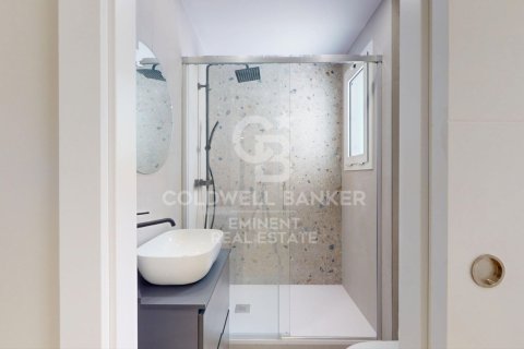 Ático de 3 dormitorios en venta en Barcelona, Cataluña, Spain № 5633 - foto 21