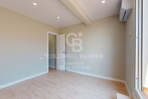 Ático de 3 dormitorios en venta en Barcelona, Cataluña, Spain № 5633 - foto 15