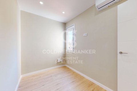 Ático de 3 dormitorios en venta en Barcelona, Cataluña, Spain № 5633 - foto 22
