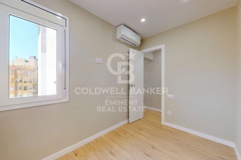 Ático de 3 dormitorios en venta en Barcelona, Cataluña, Spain № 5633 - foto 23