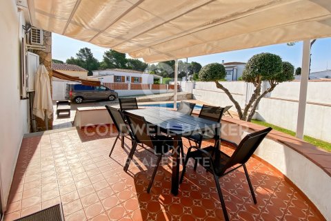 Сasa de 3 dormitorios en venta en L'Escala, Gerona, Cataluña, Spain № 5634 - foto 4