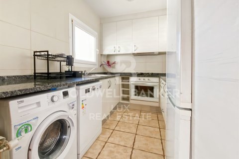 Сasa de 3 dormitorios en venta en L'Escala, Gerona, Cataluña, Spain № 5634 - foto 9