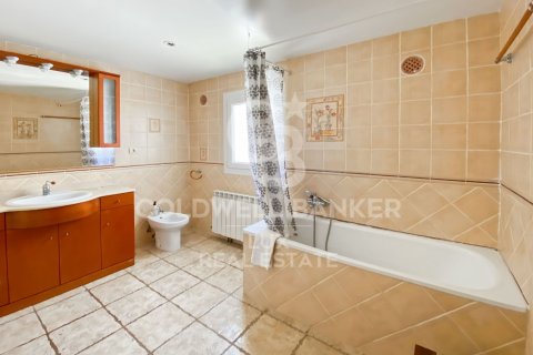Сasa de 3 dormitorios en venta en L'Escala, Gerona, Cataluña, Spain № 5634 - foto 13