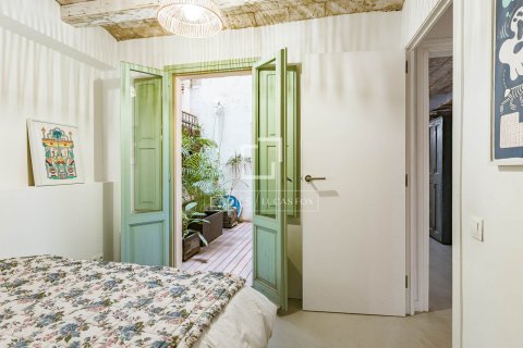 Apartamento de 3 dormitorios en venta en Barcelona, Cataluña, Spain № 6430 - foto 18