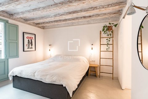 Apartamento de 3 dormitorios en venta en Barcelona, Cataluña, Spain № 6430 - foto 11