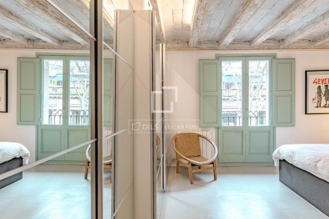 Apartamento de 3 dormitorios en venta en Barcelona, Cataluña, Spain № 6430 - foto 10