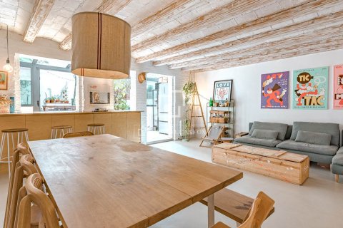 Apartamento de 3 dormitorios en venta en Barcelona, Cataluña, Spain № 6430 - foto 5