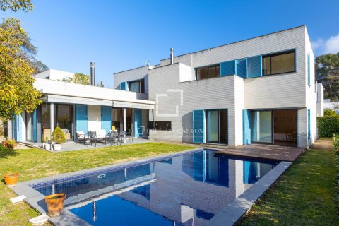 Villa de 5 dormitorios en venta en Vallromanes, Barcelona, Cataluña, Spain № 6429