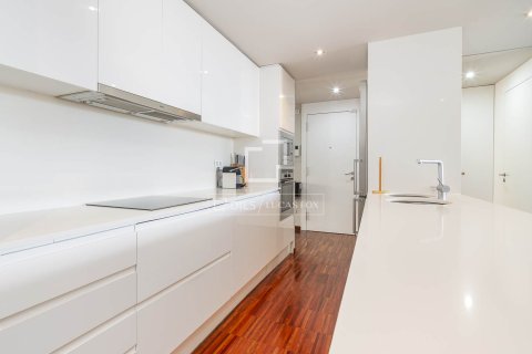 Ático de 4 dormitorios en venta en Barcelona, Cataluña, Spain № 6426 - foto 18
