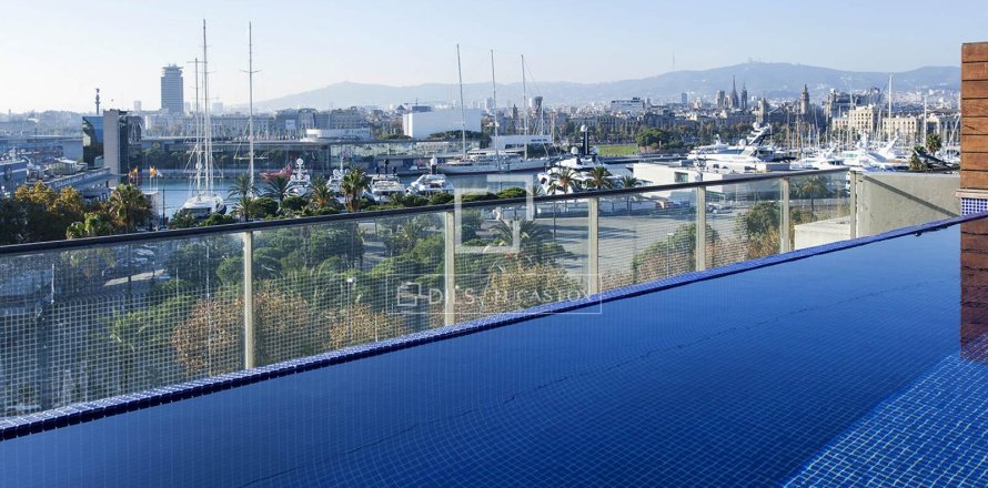 Ático de 4 dormitorios en venta en Barcelona, Cataluña, Spain № 6426