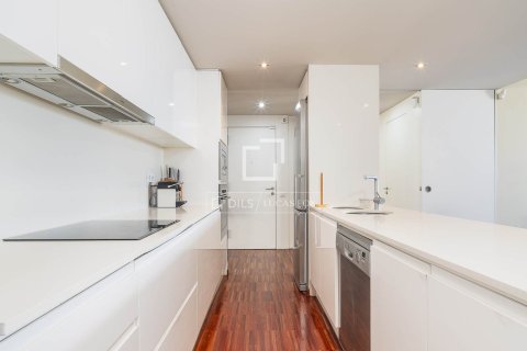Ático de 4 dormitorios en venta en Barcelona, Cataluña, Spain № 6426 - foto 19