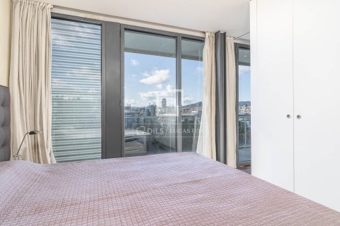Ático de 4 dormitorios en venta en Barcelona, Cataluña, Spain № 6426 - foto 28