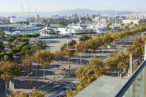 Ático de 4 dormitorios en venta en Barcelona, Cataluña, Spain № 6426 - foto 5