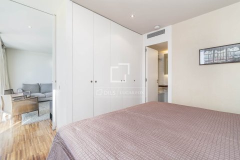Ático de 4 dormitorios en venta en Barcelona, Cataluña, Spain № 6426 - foto 26
