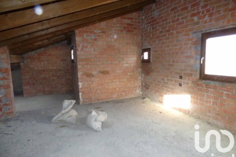 Propiedad comercial de 850 m² en venta en Puigcerda, Gerona, Cataluña, Spain № 4837 - foto 14