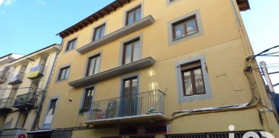 Propiedad comercial de 850 m² en venta en Puigcerda, Gerona, Cataluña, Spain № 4837
