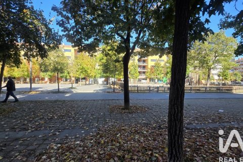 Apartamento de 3 dormitorios en venta en Girona, Gerona, Cataluña, Spain № 4839 - foto 16