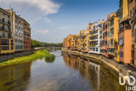 Apartamento de 3 dormitorios en venta en Girona, Gerona, Cataluña, Spain № 4839 - foto 22