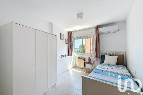 Casa adosada de 5 dormitorios en venta en El Masnou, Barcelona, Cataluña, Spain № 4835 - foto 12