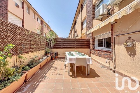 Casa adosada de 5 dormitorios en venta en El Masnou, Barcelona, Cataluña, Spain № 4835 - foto 8