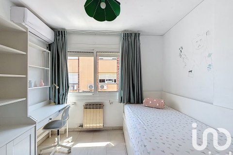 Casa adosada de 5 dormitorios en venta en El Masnou, Barcelona, Cataluña, Spain № 4835 - foto 18
