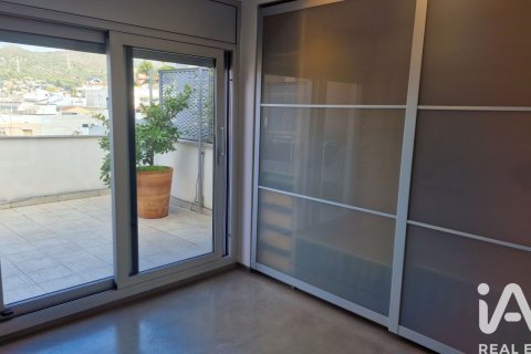Сasa de 3 dormitorios en alquiler en Sant Just Desvern, Barcelona, Cataluña, Spain № 8311 - foto 10