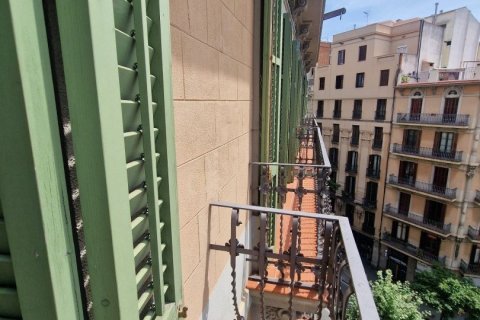 Apartamento de 2 dormitorios en venta en Barcelona, Cataluña, Spain № 8313