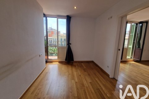 Apartamento de 2 dormitorios en venta en Barcelona, Cataluña, Spain № 8313 - foto 17
