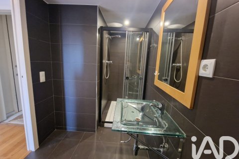 Apartamento de 2 dormitorios en venta en Barcelona, Cataluña, Spain № 8313 - foto 6