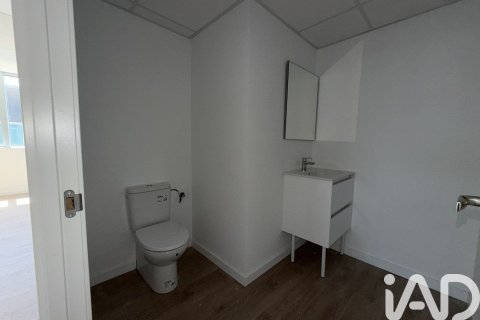Снять в аренду офис в Ллейда, Испания 118м², № 8309 - фото 17