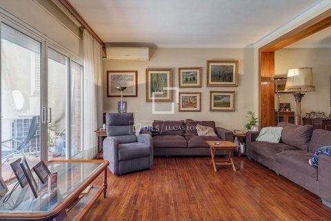 Apartamento de 6 dormitorios en venta en Barcelona, Cataluña, Spain № 6504 - foto 6