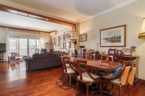 Apartamento de 6 dormitorios en venta en Barcelona, Cataluña, Spain № 6504 - foto 8