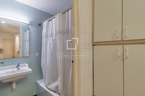 Apartamento de 6 dormitorios en venta en Barcelona, Cataluña, Spain № 6504 - foto 21