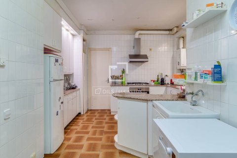 Apartamento de 6 dormitorios en venta en Barcelona, Cataluña, Spain № 6504 - foto 18
