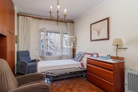 Apartamento de 6 dormitorios en venta en Barcelona, Cataluña, Spain № 6504 - foto 23