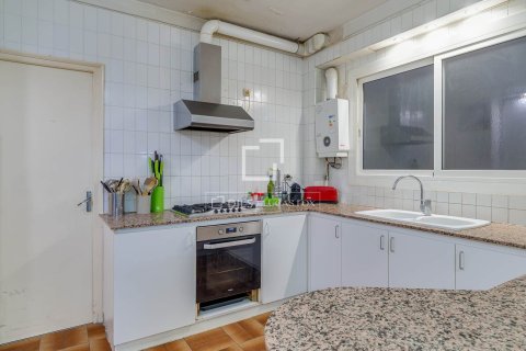Apartamento de 6 dormitorios en venta en Barcelona, Cataluña, Spain № 6504 - foto 19